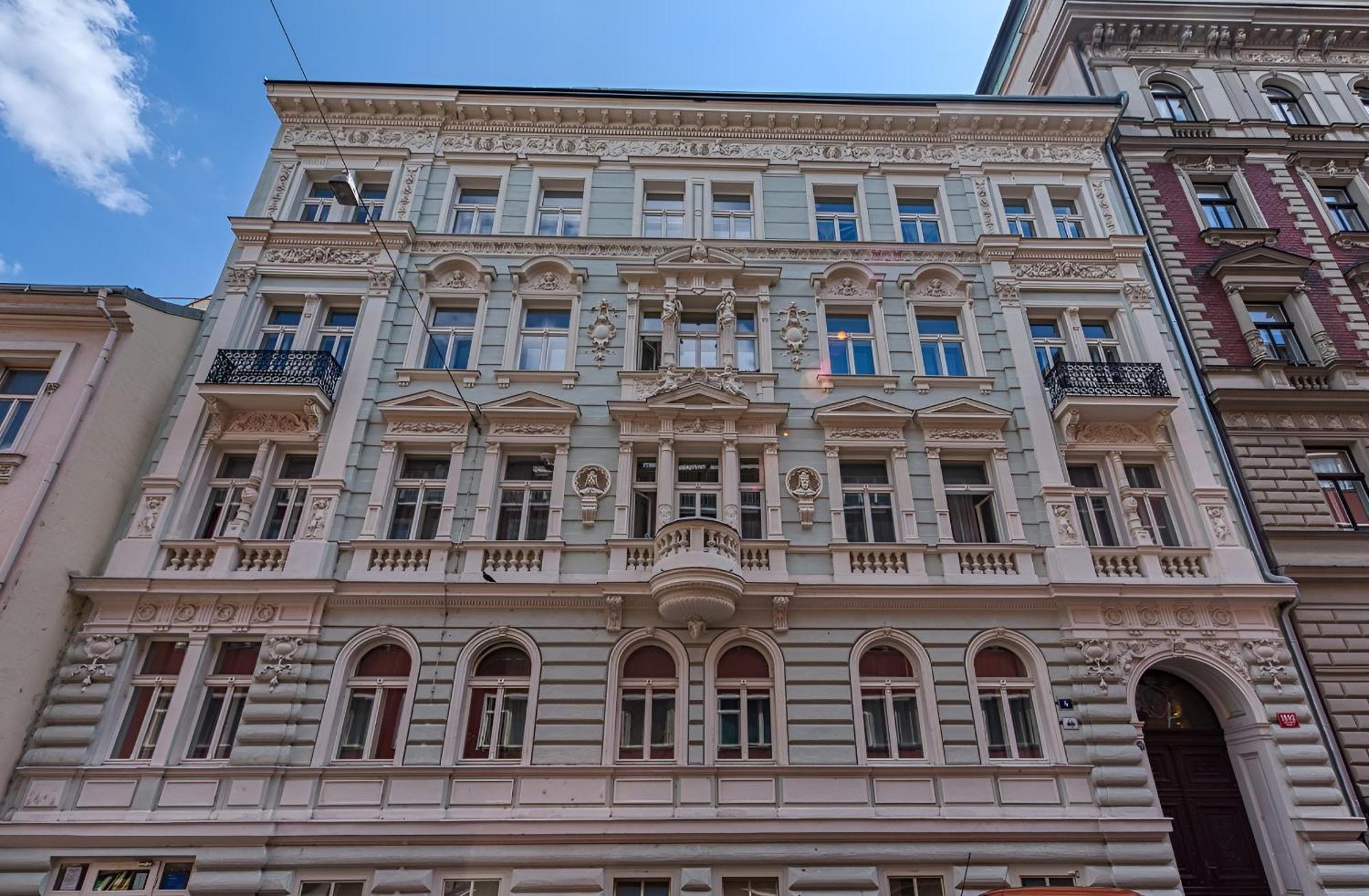 Milano * Praga